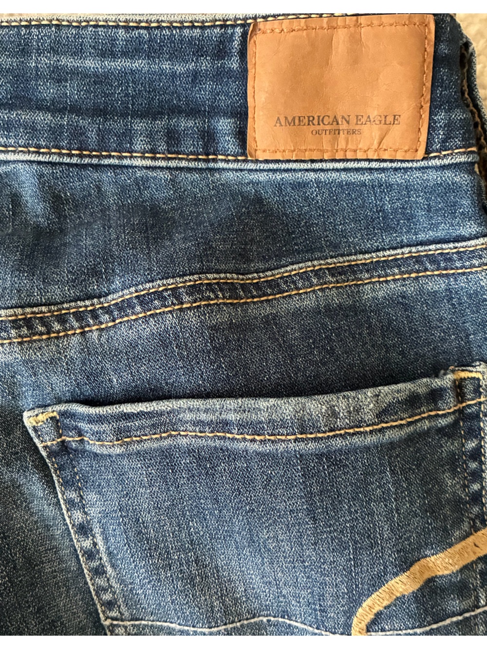 American Eagle Outfitters Dark Wash Distressed Super Stretch Skinny Jeans - Picture 4 of 5